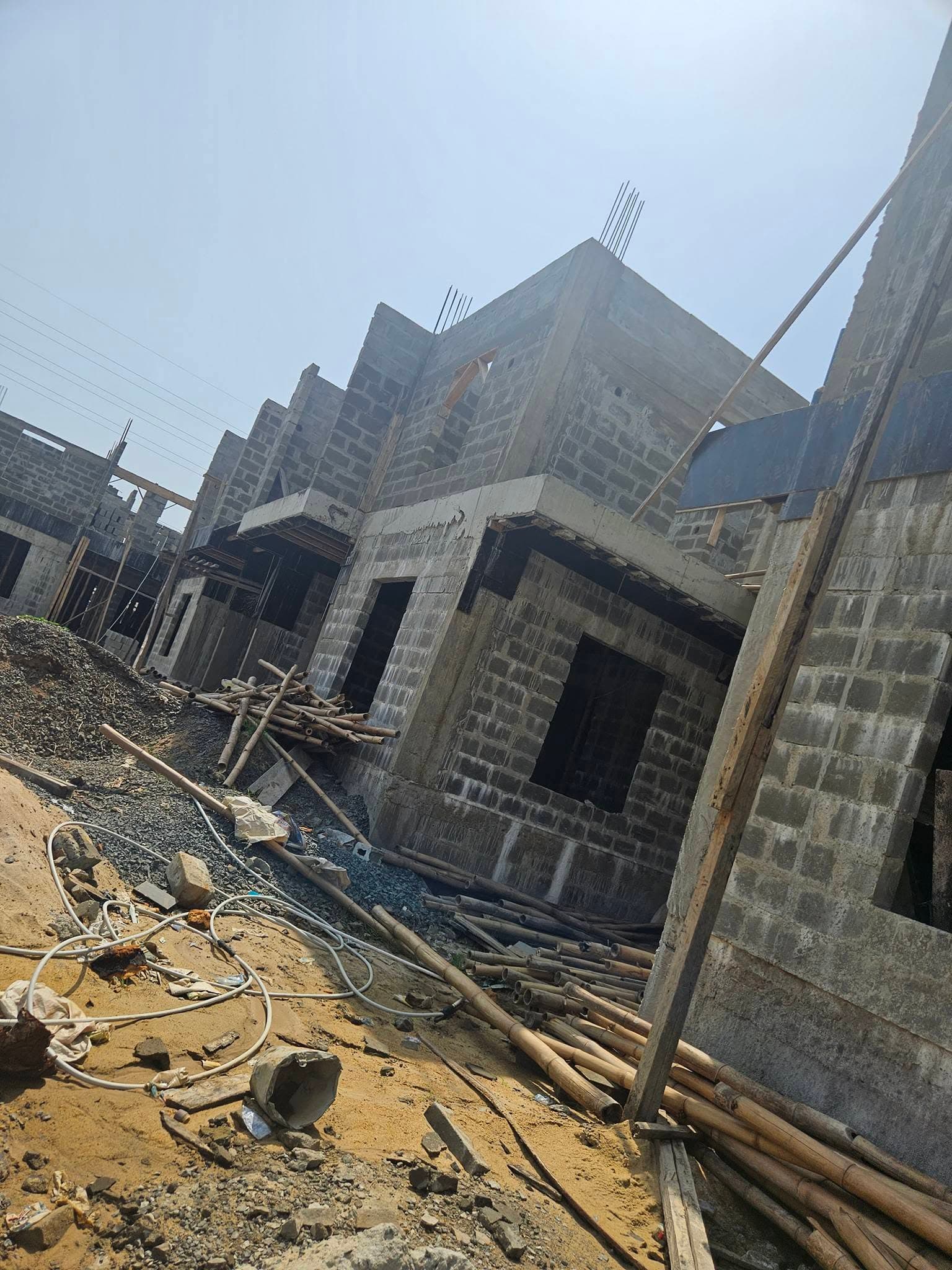 The Courtyard Home — image 7